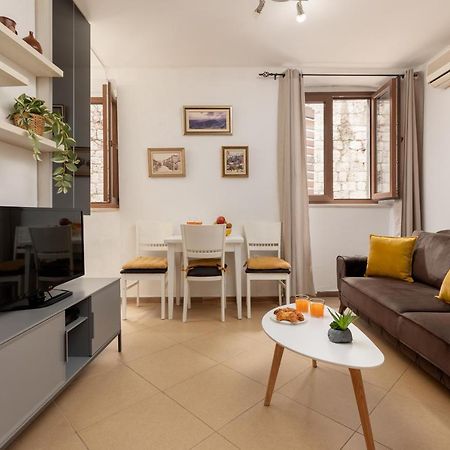 Apartment Amigo 2 Old Town コトル エクステリア 写真