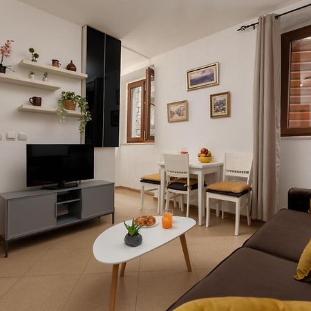Apartment Amigo 2 Old Town コトル エクステリア 写真